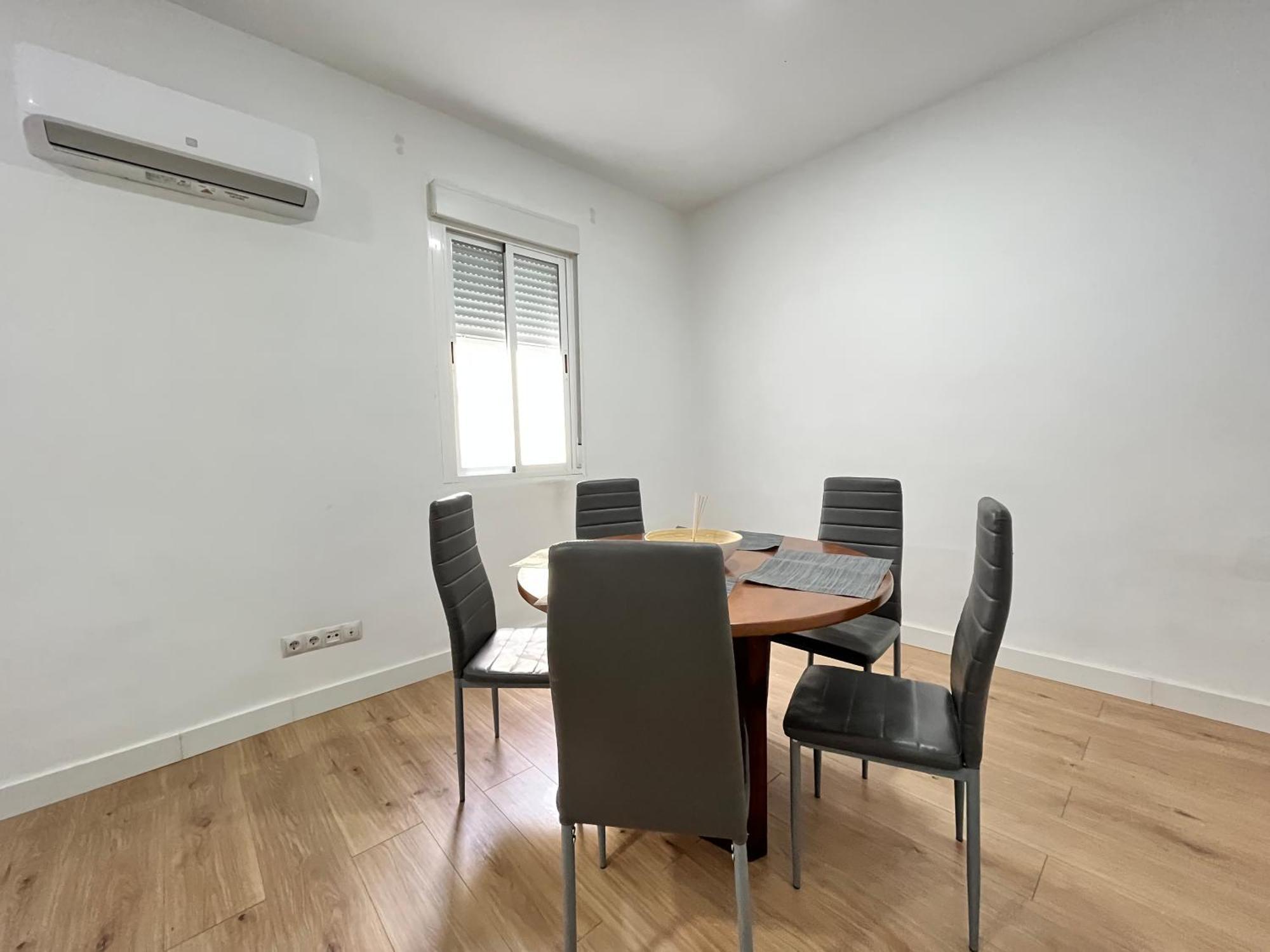 Acogedor Chamberi Temporal Appartement